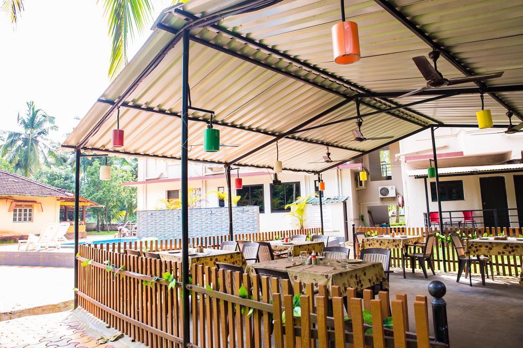 Lazy Frog Guest House Cavelossim Exterior foto